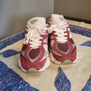 New Balance 9060 Washed Burgundy U9060VNA EU 40 M7/W8.5
